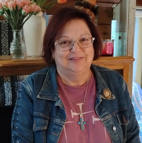 I'm selling a little of this and a little of that. - Picture 3 of 6